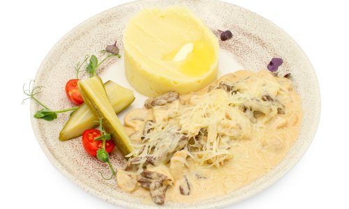Бефстроганів з пюре