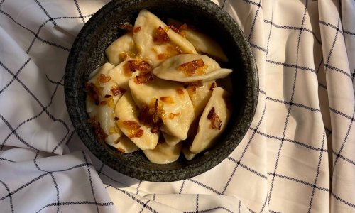 Вареники ручного ліплення з картоплею